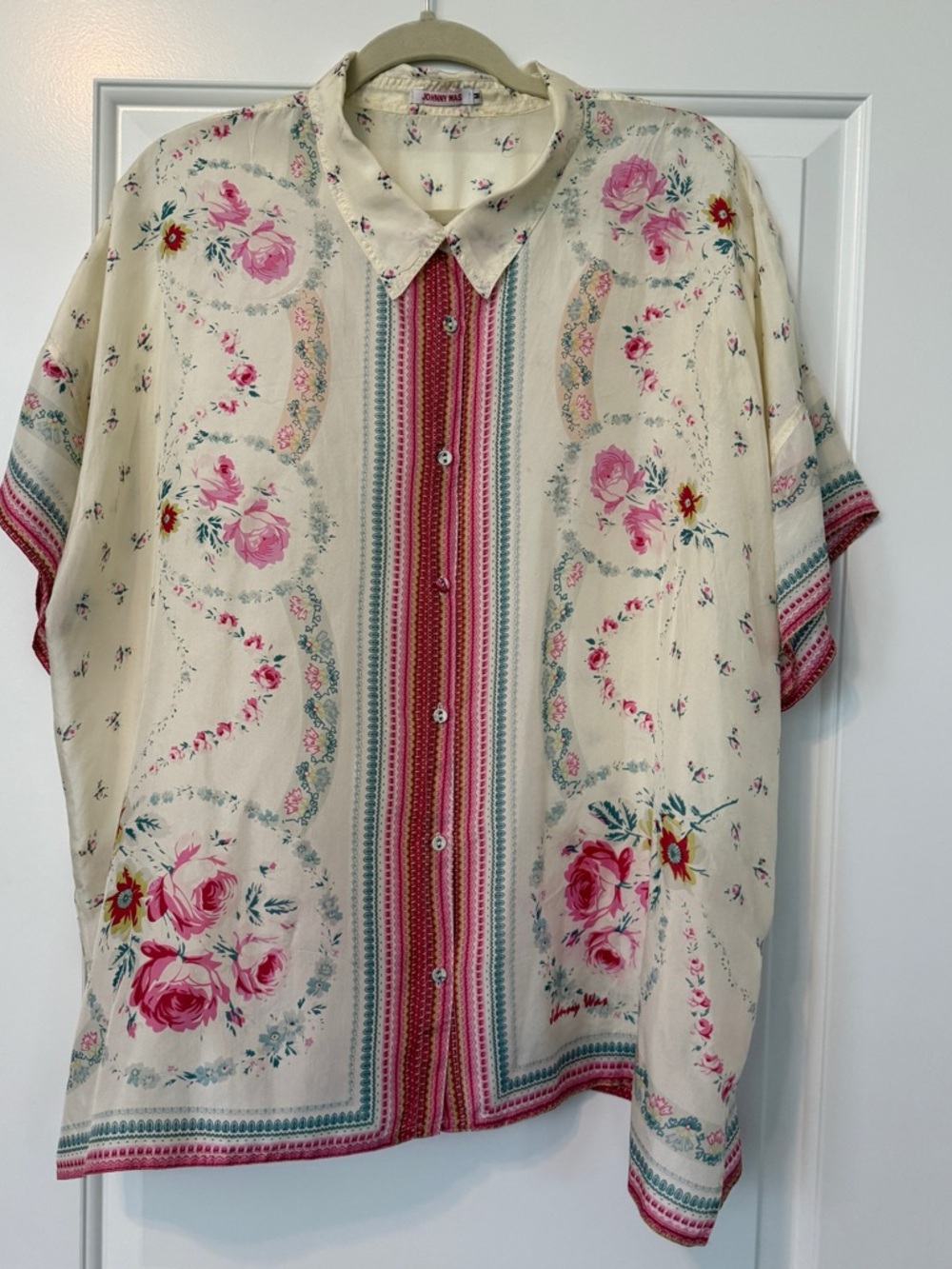 Johnny Was Silk Cream Button-Up Short Sleeve Shirt Pink Floral Medium